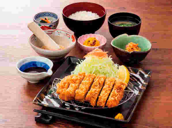 お昼のひれかつ定食