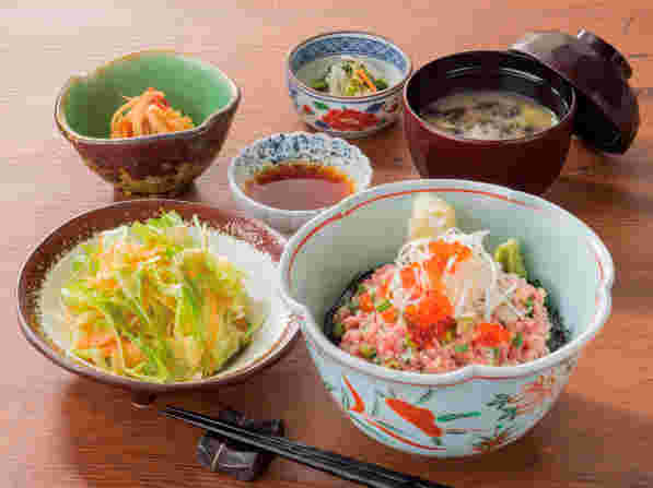 ねぎとろ丼ランチ