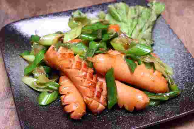 ウィンナーと野菜を生姜焼きにしたレシピ