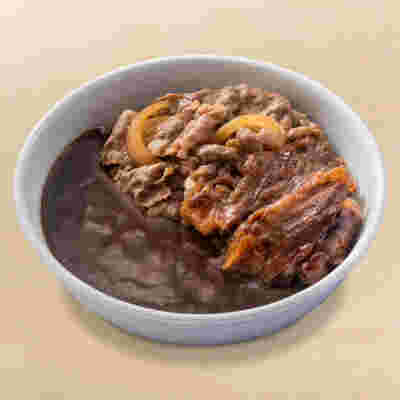 牛黒カレーにさらにカルビ入っているところ。