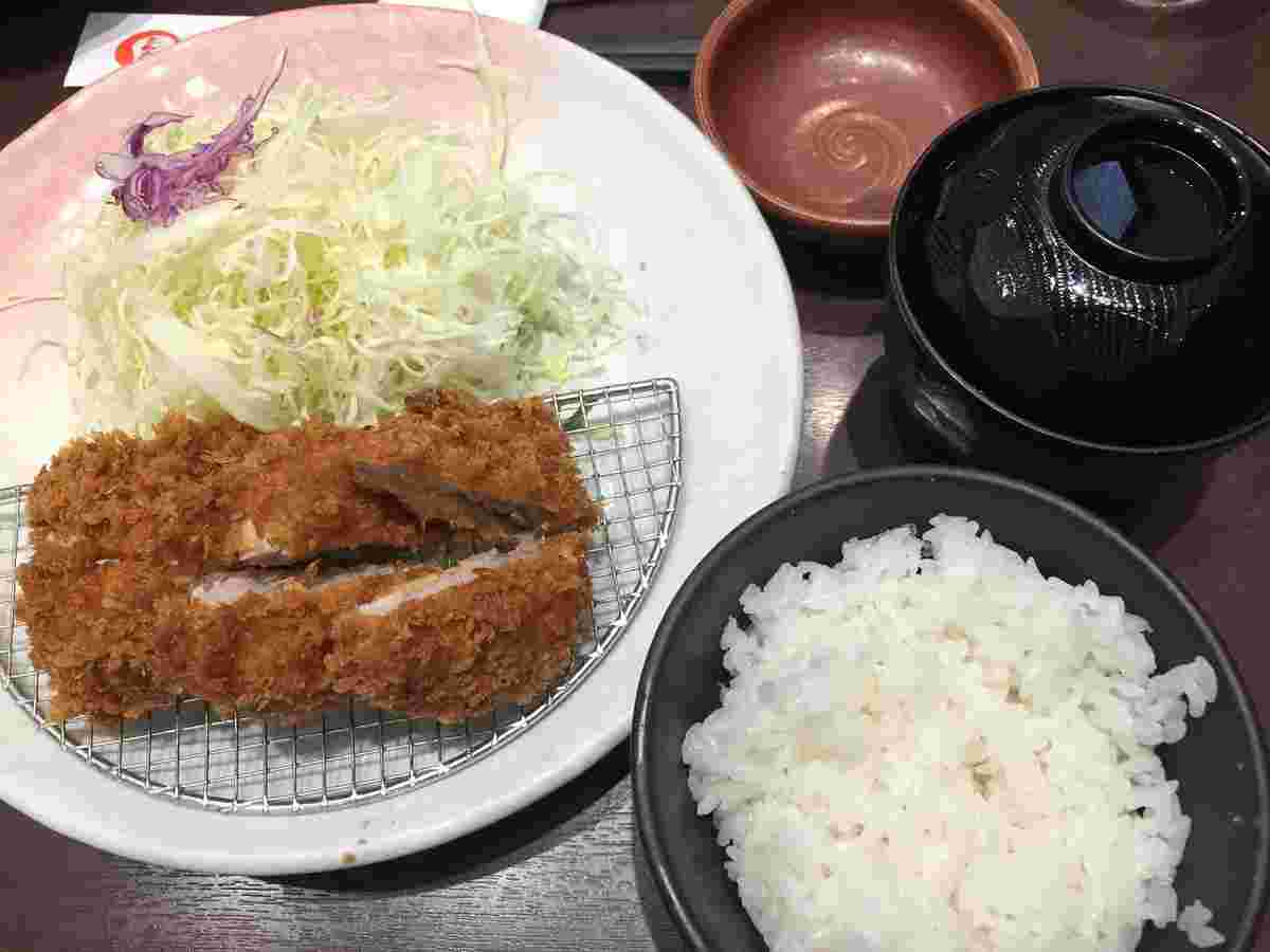 一口ひれかつの写真