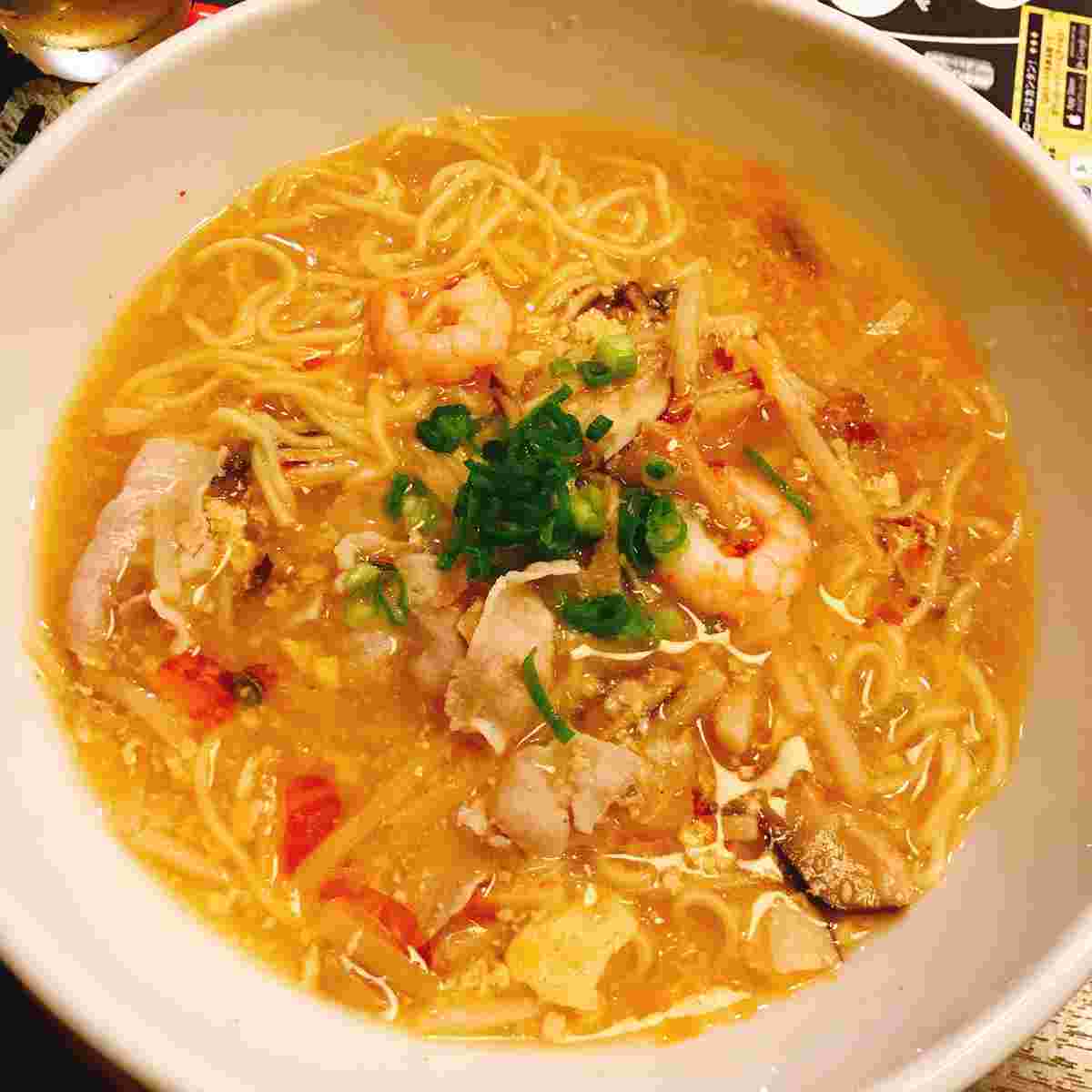 酸辣湯麺