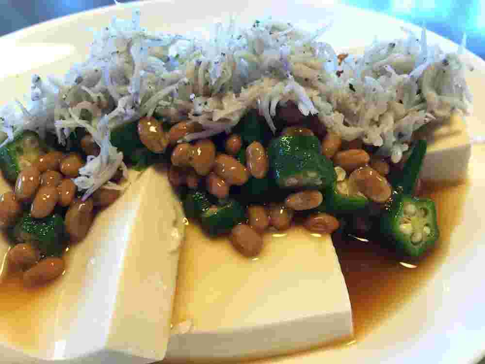 豆腐のオクラ納豆のせ