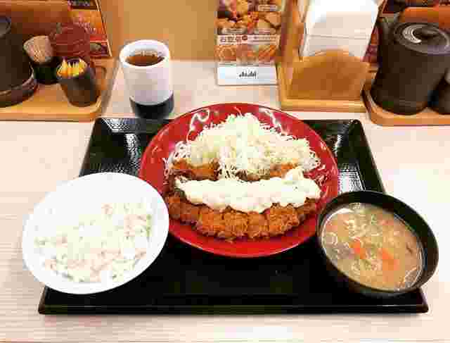 タルタルチキンかつ定食の紹介