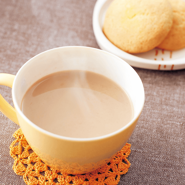 カップに入ったカフェオレ