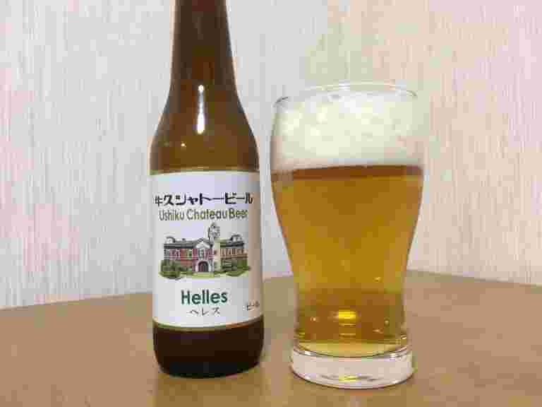 グラスビールとヘレスの瓶