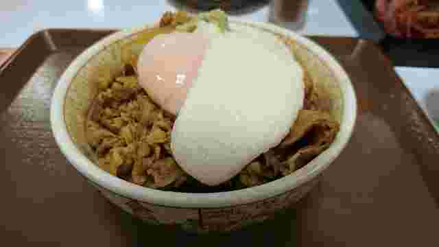 すき家の牛丼の画像