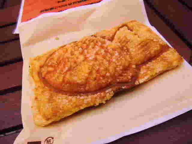 クロワッサンたい焼き
