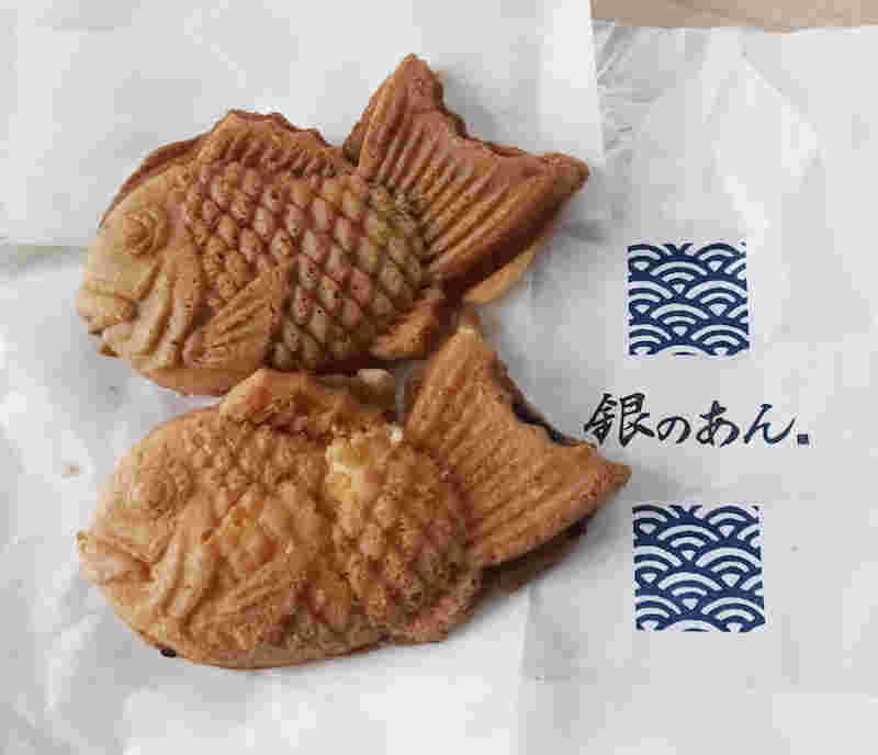 カステラたい焼き：あずき・クリーム