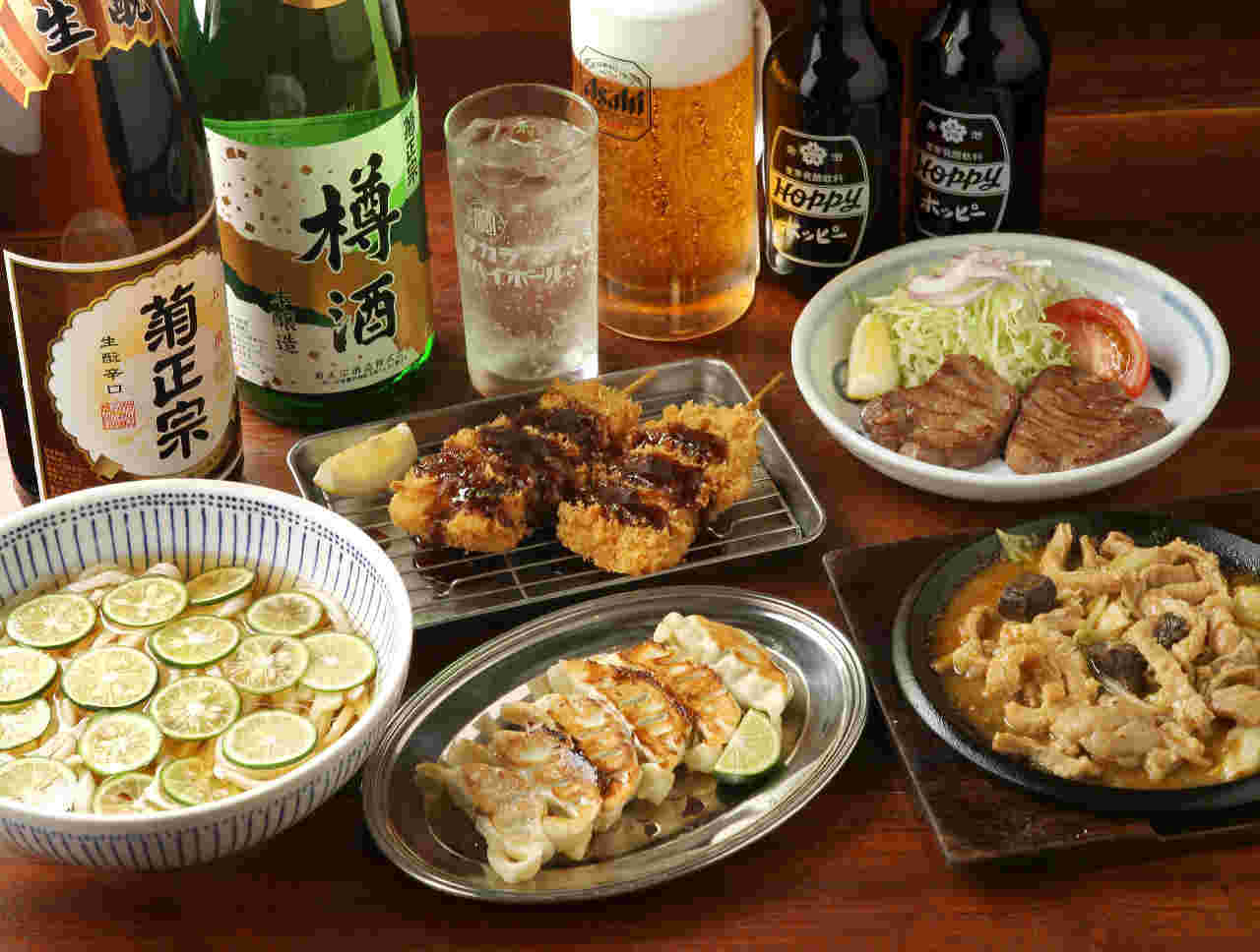 居酒屋で提供されるお酒のおつまみ