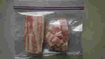 冷凍保存する前のスライスベーコン