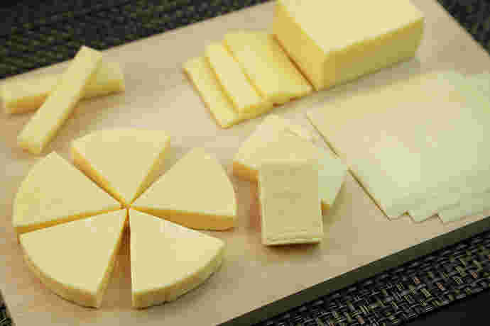 スライスチーズや6Pチーズなどいろいろなプロセスチーズ