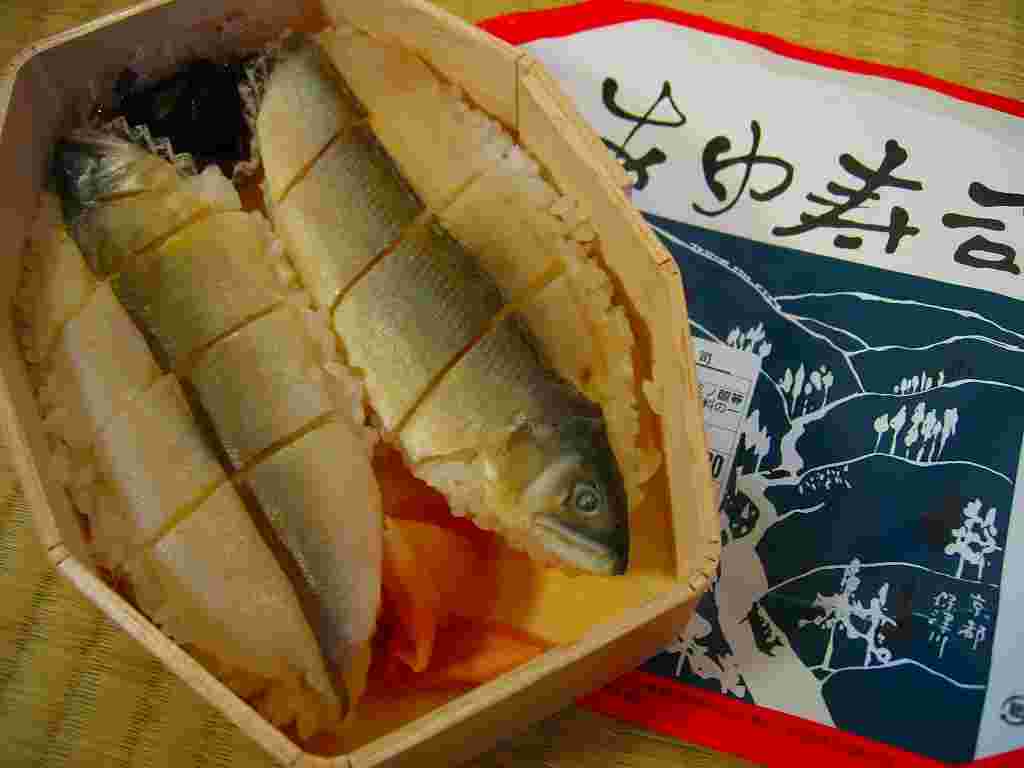 アユの押し寿司