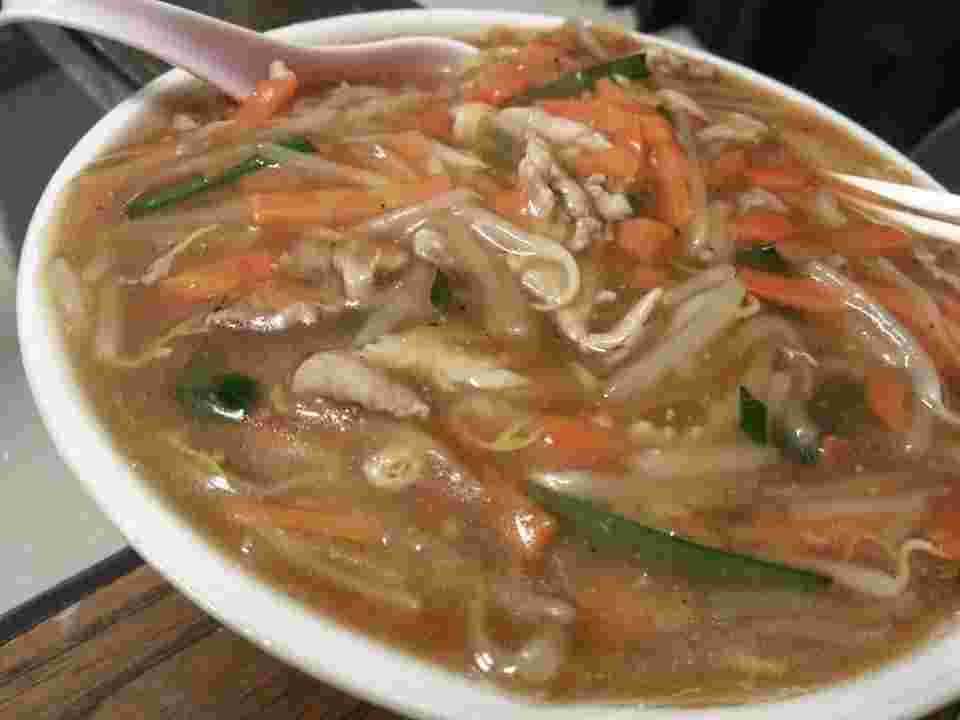 片栗粉でとろみをつけた料理の様子