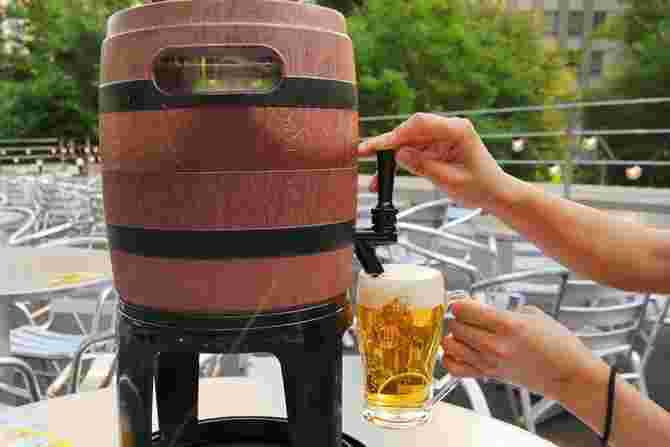 樽に入ったビール