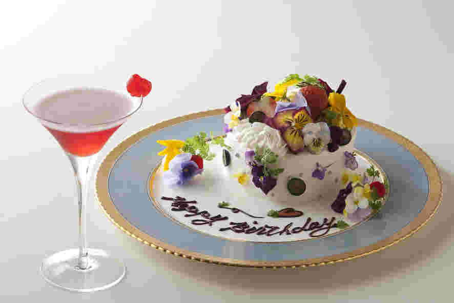 ホールケーキ