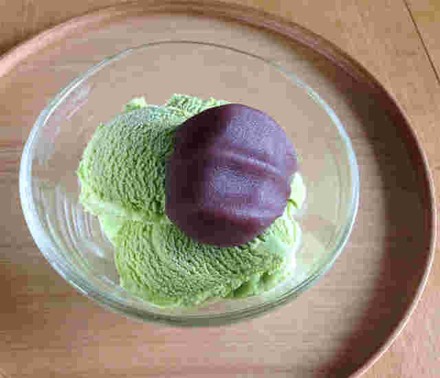 抹茶アイスに赤福