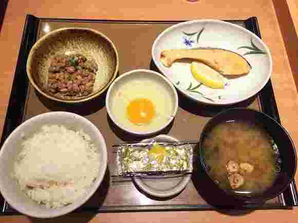 やよい軒のモーニング