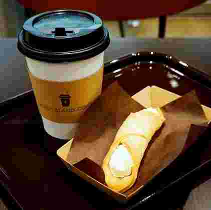 カンノーロとコーヒー
