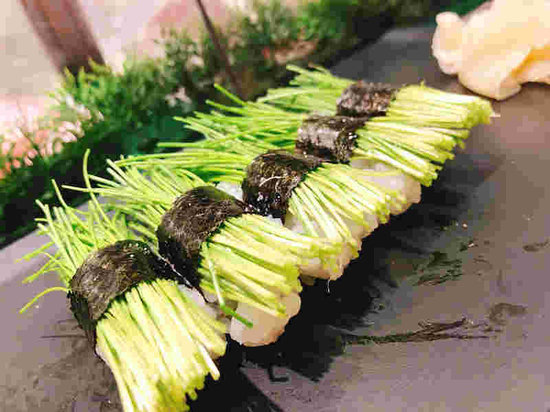 芽ネギ寿司