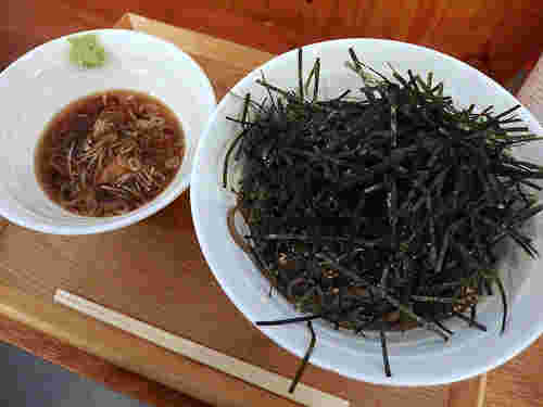 そばうさの海苔胡麻冷そばの完成品