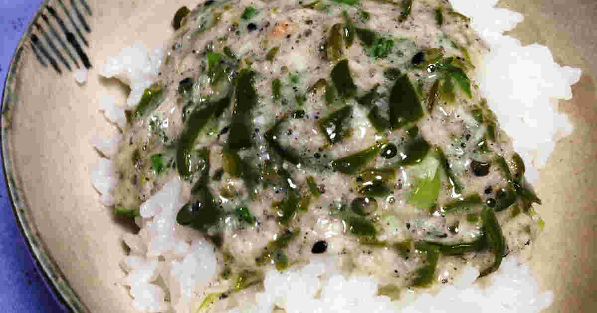 生めかぶと自然薯のとろろごはん
