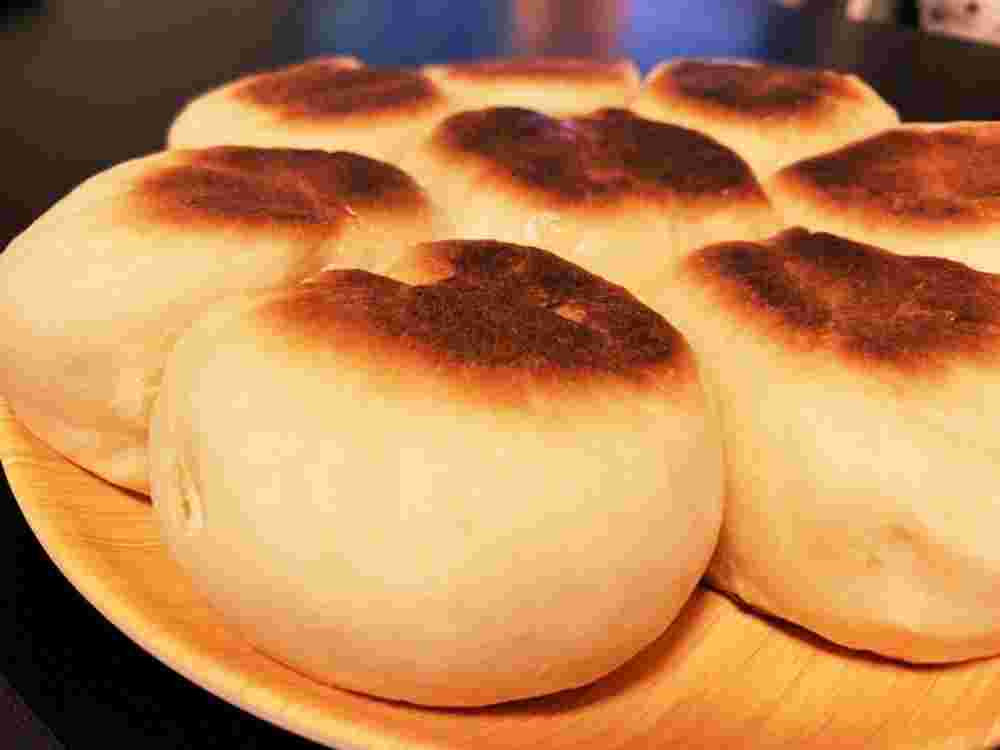 フライパンで焼ける簡単ちぎりパン