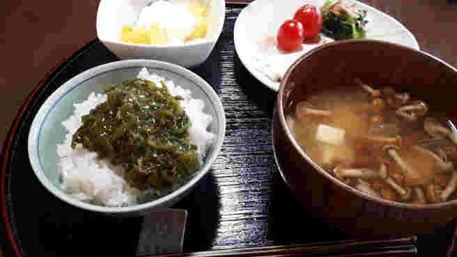 一汁三菜の和食
