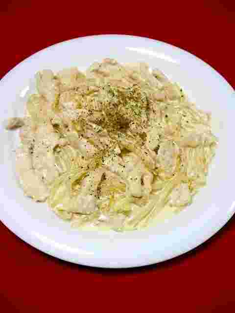 チキンクリームパスタ