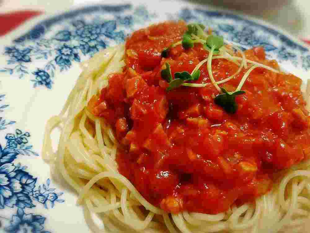 モルタデッラのミートソースパスタ