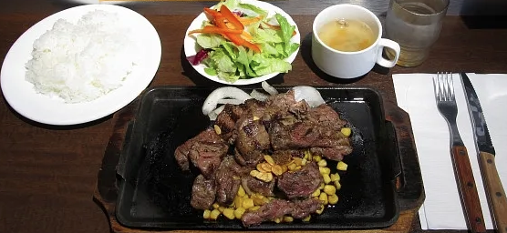 乱切りカットステーキランチセット
