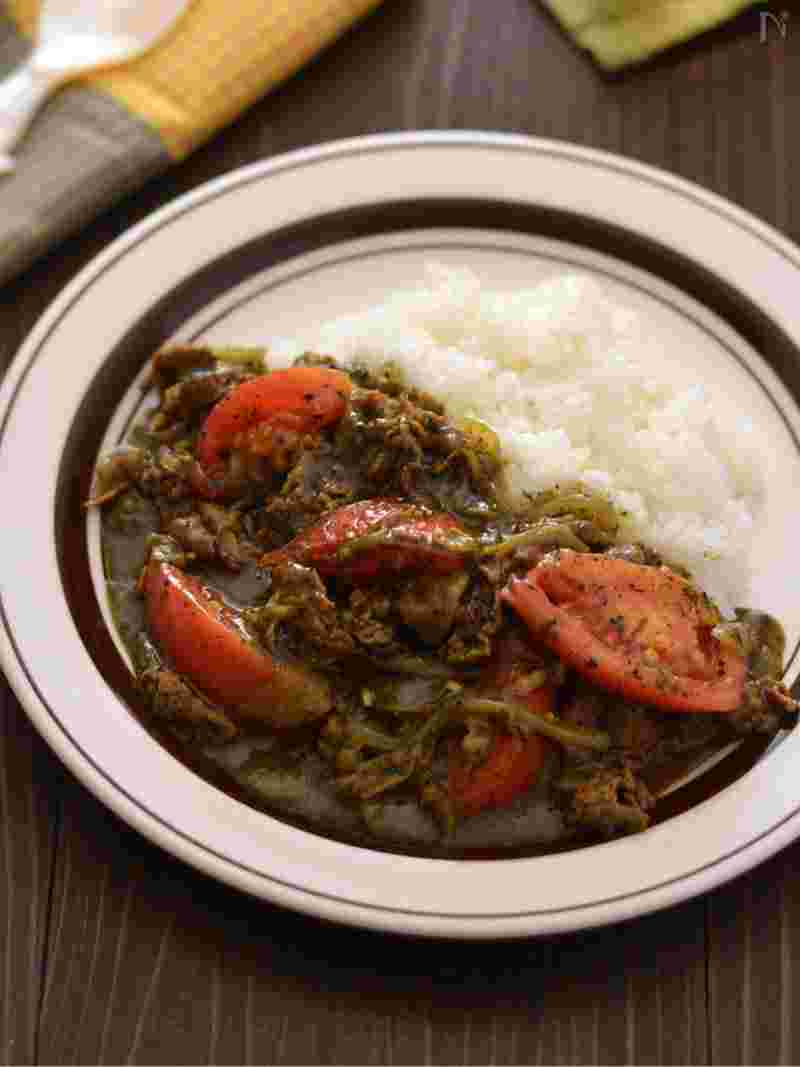 トマトの黒カレー