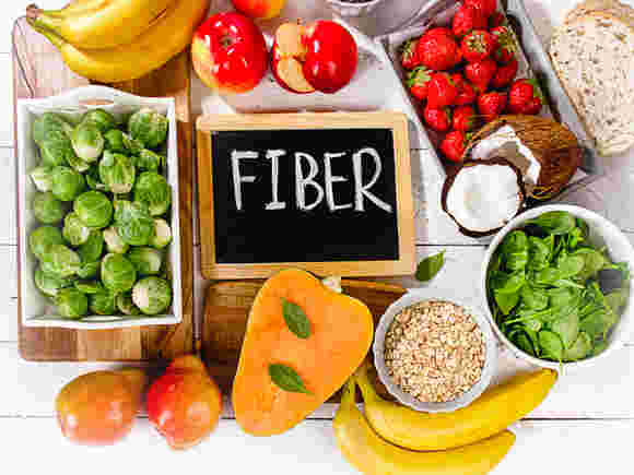 FIBERと書かれたボードと周りに食材が置かれている画像