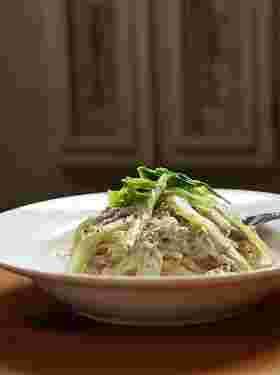 ツナ缶とセロリのクリームパスタ