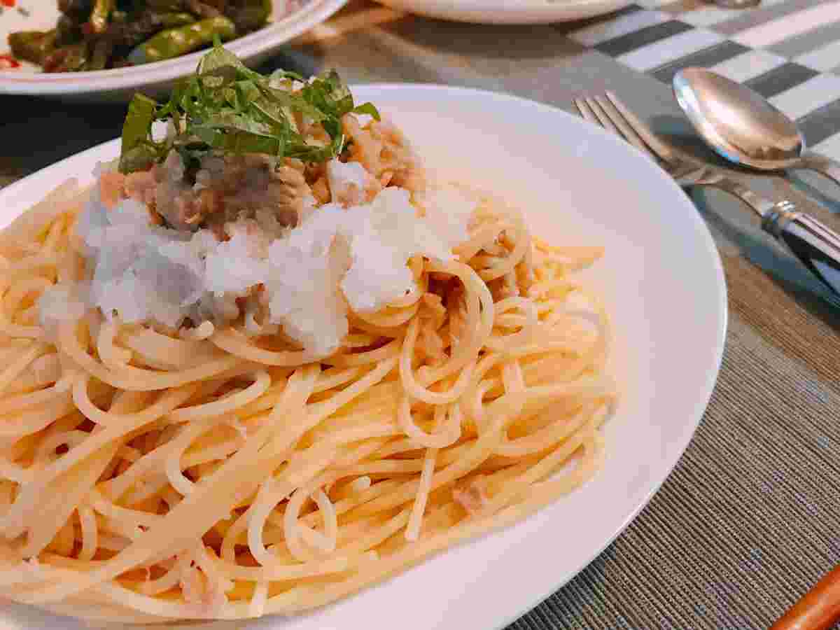 ツナ缶を使用した美味しそうなパスタ