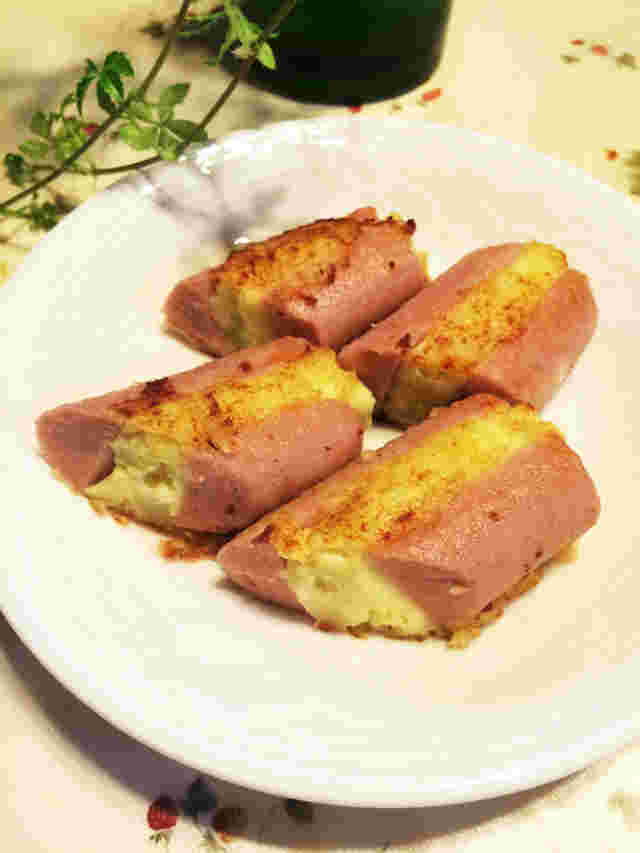 魚肉ソーセージのポテトサンド
