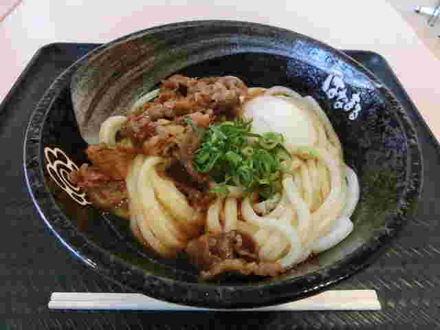 はなまるの牛肉温玉ぶっかけ