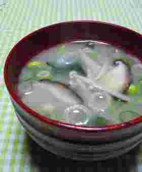えのきとしいたけの味噌汁