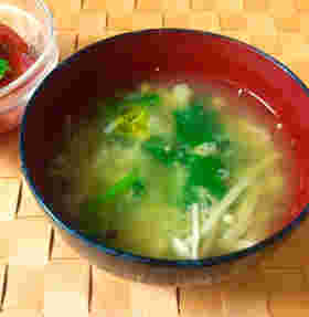 えのきと小松菜の味噌汁