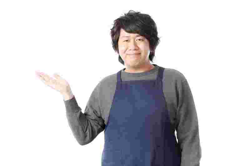 紹介する男性