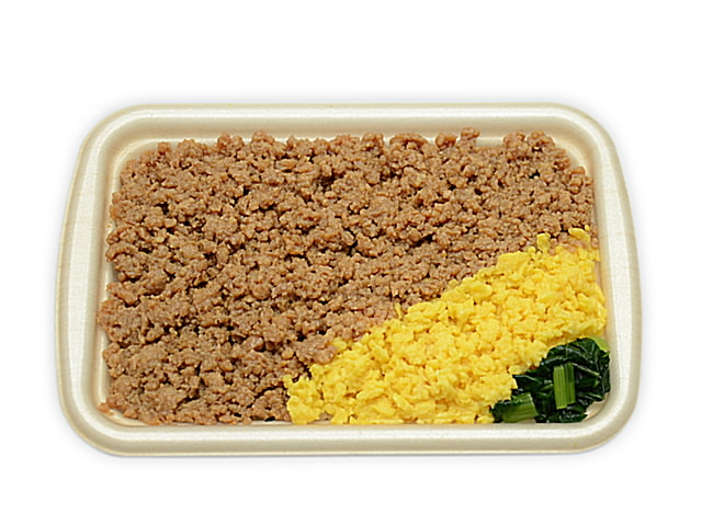鶏の旨味！国産鶏のたっぷり鶏そぼろごはん