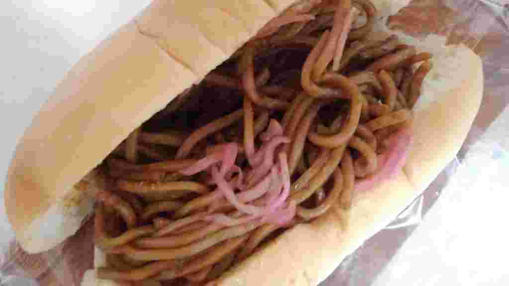 大きな！焼きそばパン