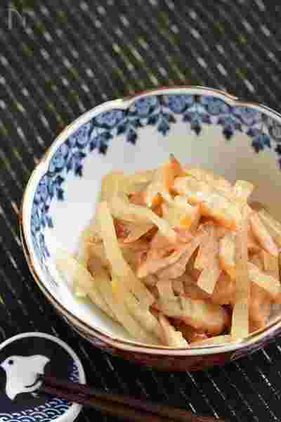 さつま揚げと大根の煮物