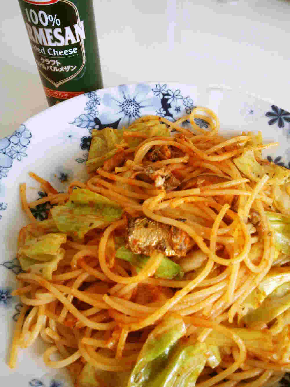 オイルサーディンとキャベツのパスタ
