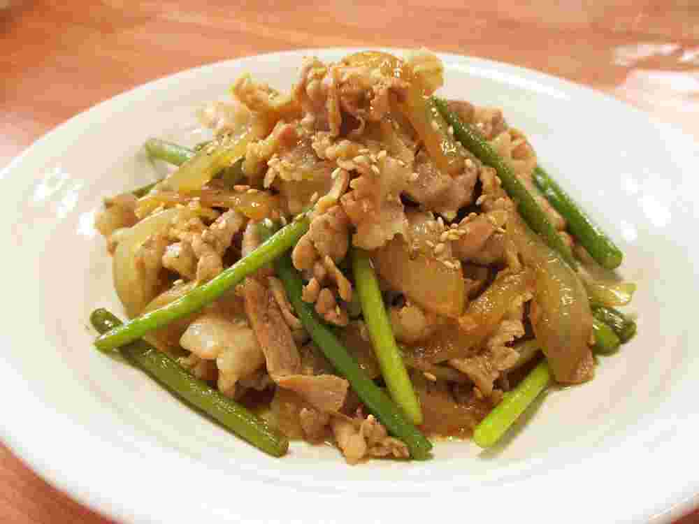 ニンニクの芽と豚肉のスタミナ炒め