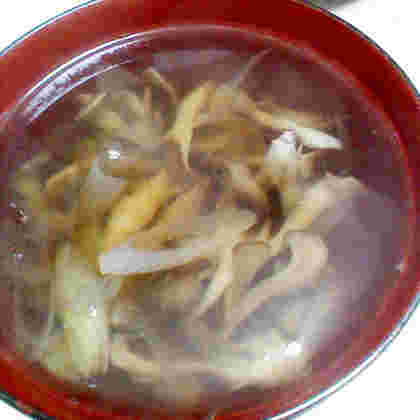 長ネギと舞茸のスープ