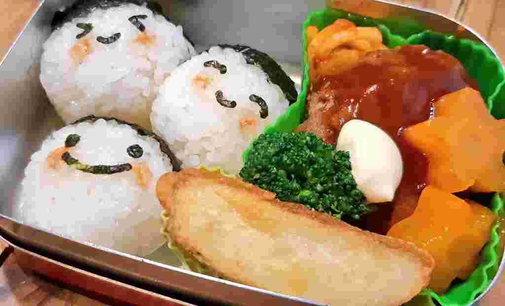 幼稚園のお弁当の画像