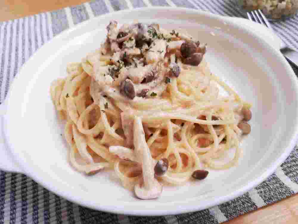鮭ときのこのクリームパスタ