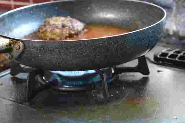 ハンバーグを焼く時の火加減