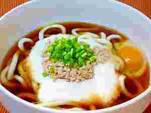 月見山かけうどん